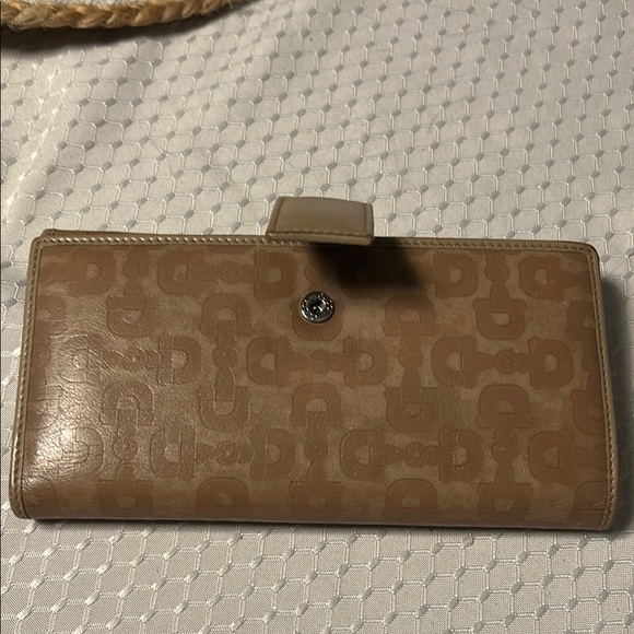 Gucci Tan Leather Wallet Classic Design - Picture 4 of 12